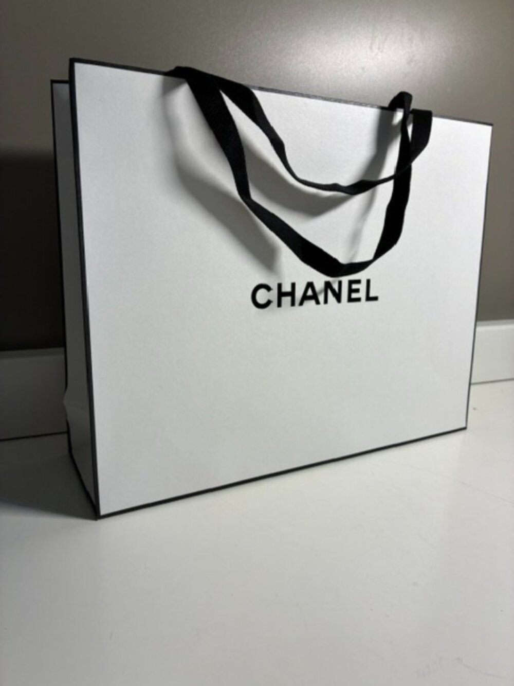 6 Chanel small gift bags